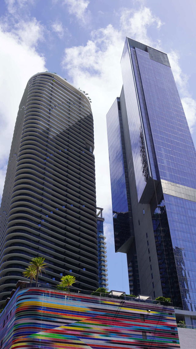 SLS Lux Brickell  photo 2